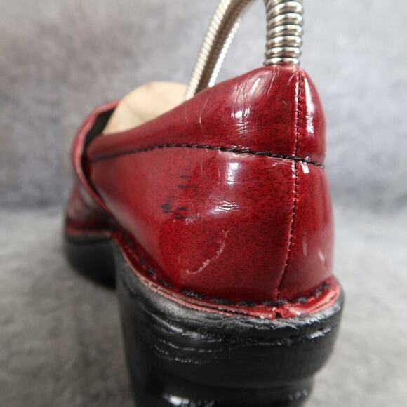 Comfort Clog Shoes Womens 6 Bolo Slip On Red Patent Casual Work Comfort Walking - Picture 6 of 16